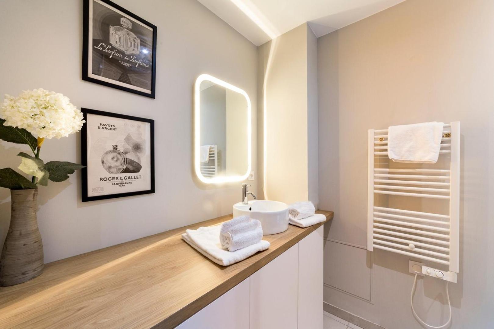 L'Ethnic Ambience - Superbe Appartement Tout Confort Au Coeur Du Vieux Лион Екстериор снимка